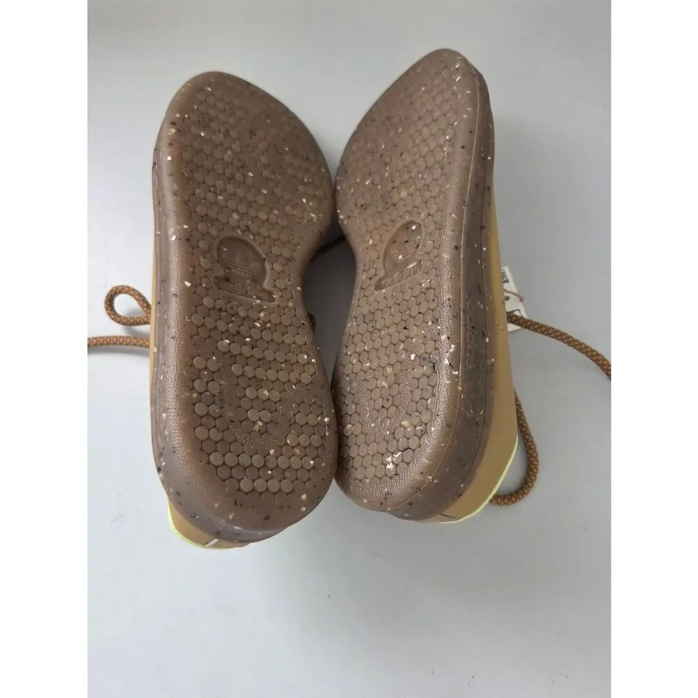 Adidas Stan Smith Mule in Light Green and Tan